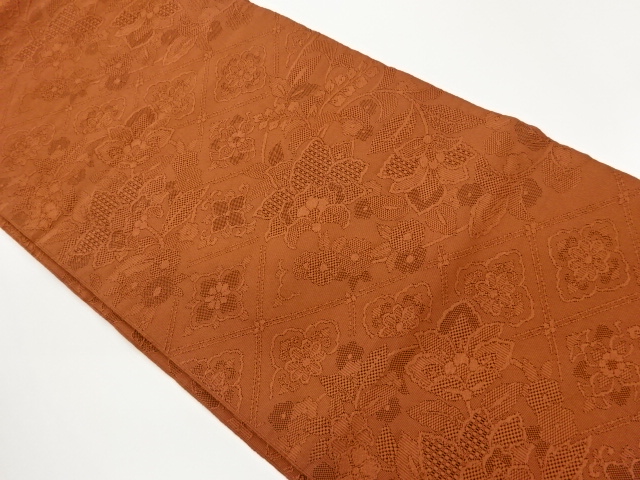 綴れ菱に花唐草模様織出し名古屋帯